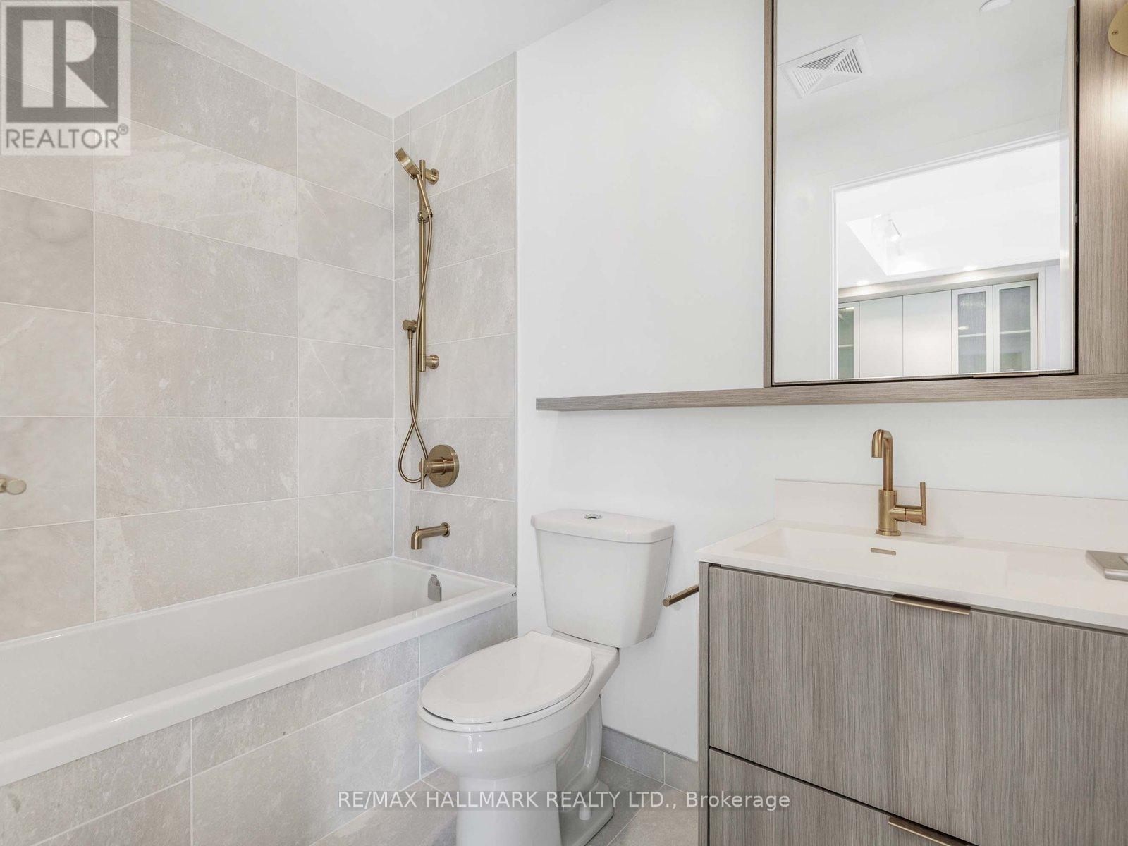 Th-02 - 16 Greenbriar Road, Toronto, Ontario  M2K 0G7 - Photo 13 - C12569906