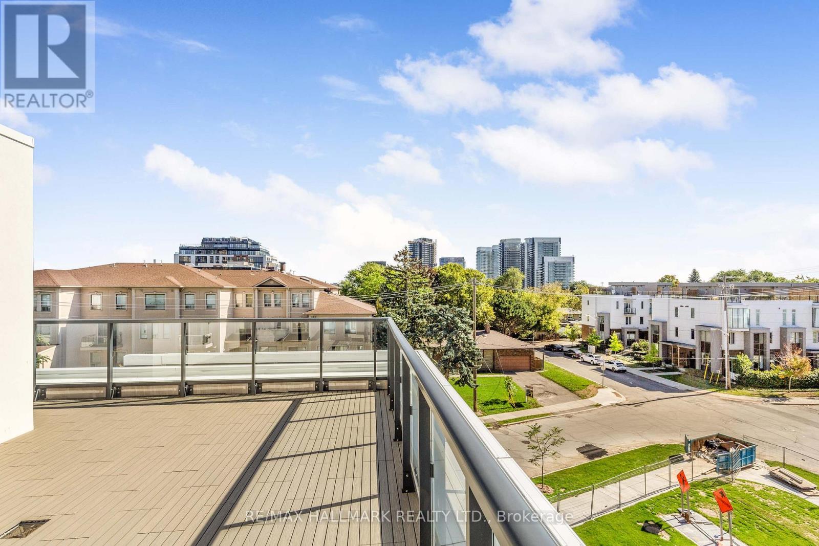 Th-02 - 16 Greenbriar Road, Toronto, Ontario  M2K 0G7 - Photo 16 - C12569906