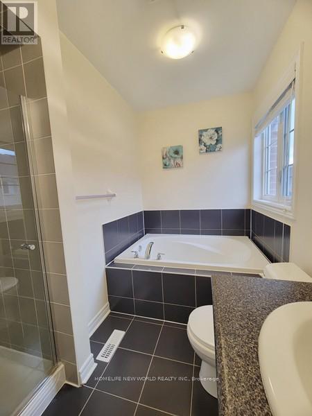 38 Prebble Drive, Markham, Ontario  L6E 2A4 - Photo 14 - N12553702