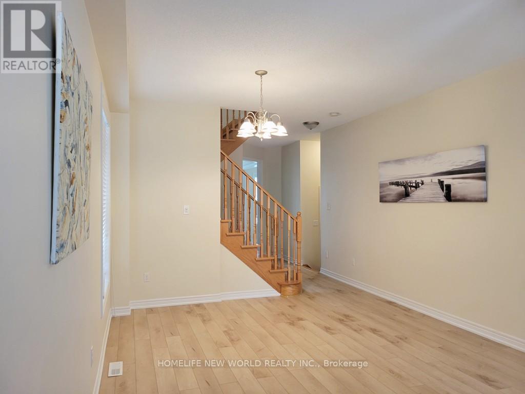 38 Prebble Drive, Markham, Ontario  L6E 2A4 - Photo 4 - N12553702