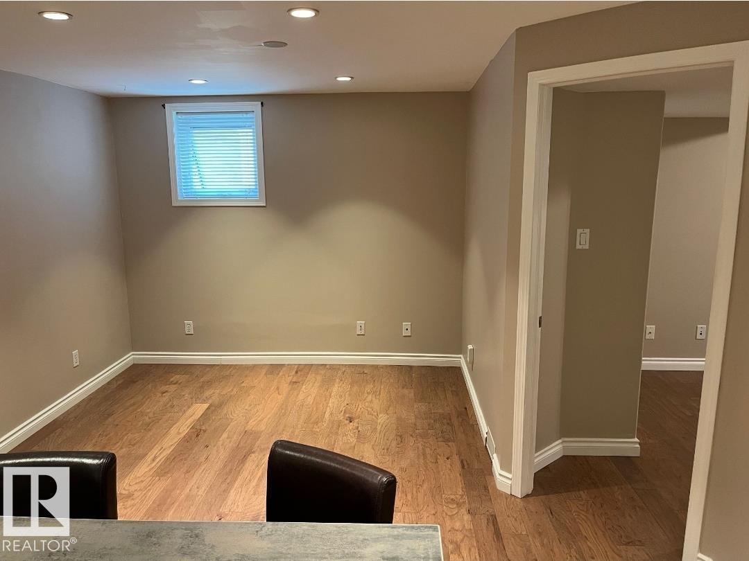 9239 92 St Nw, Edmonton, Alberta  T6C 3R4 - Photo 3 - E4466236