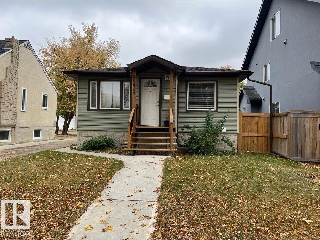 9239 92 St Nw, Edmonton, Alberta  T6C 3R4 - Photo 1 - E4466236