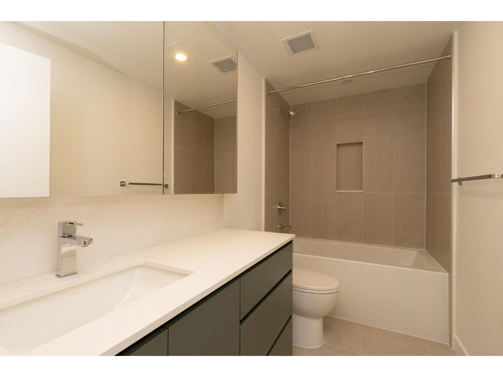 1911 13573 98 A Avenue, Surrey, British Columbia  V3T 0X1 - Photo 8 - R3067388