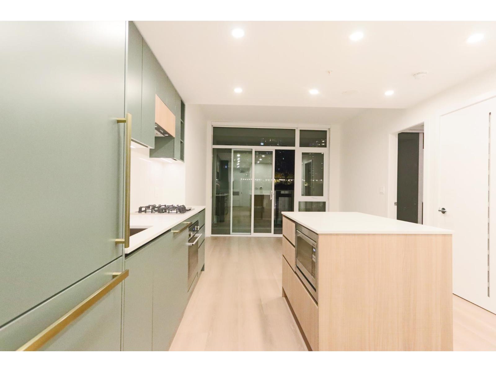 1911 13573 98 A Avenue, Surrey, British Columbia  V3T 0X1 - Photo 4 - R3067388