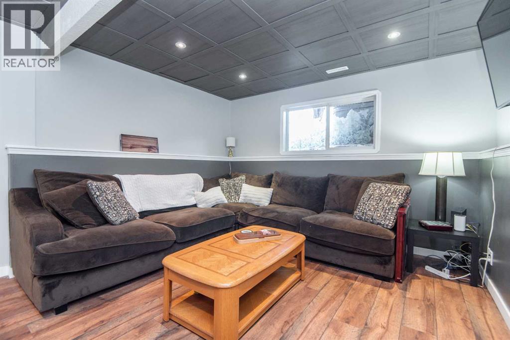 22 Woodbine Avenue, Blackfalds, Alberta  T4M 0K5 - Photo 30 - A2265599