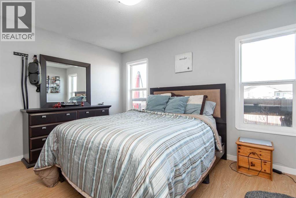 22 Woodbine Avenue, Blackfalds, Alberta  T4M 0K5 - Photo 13 - A2265599