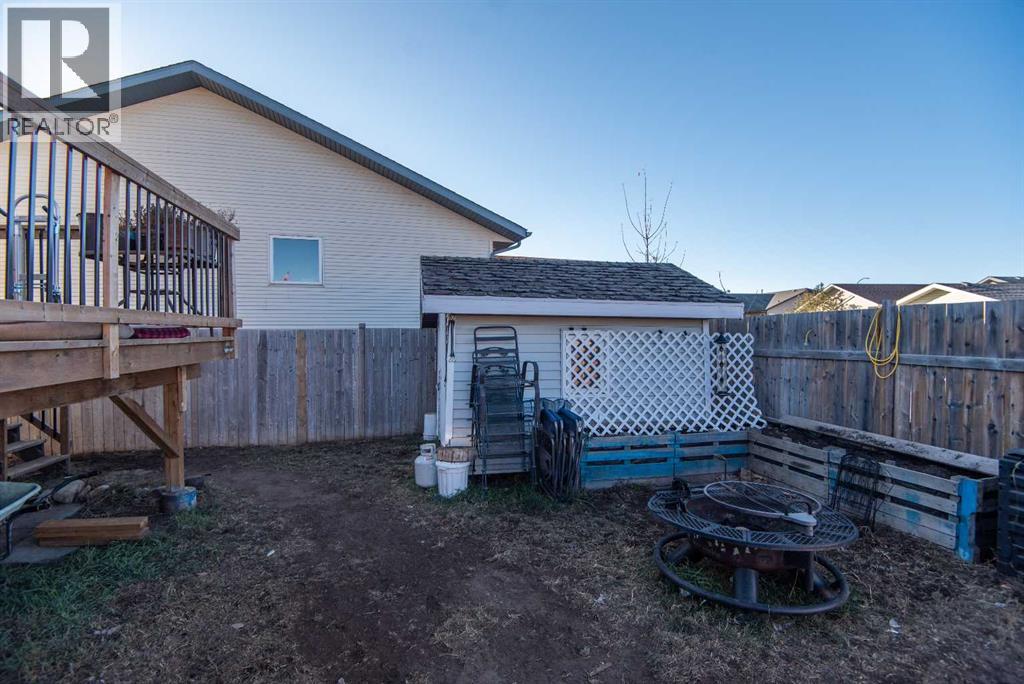 22 Woodbine Avenue, Blackfalds, Alberta  T4M 0K5 - Photo 46 - A2265599