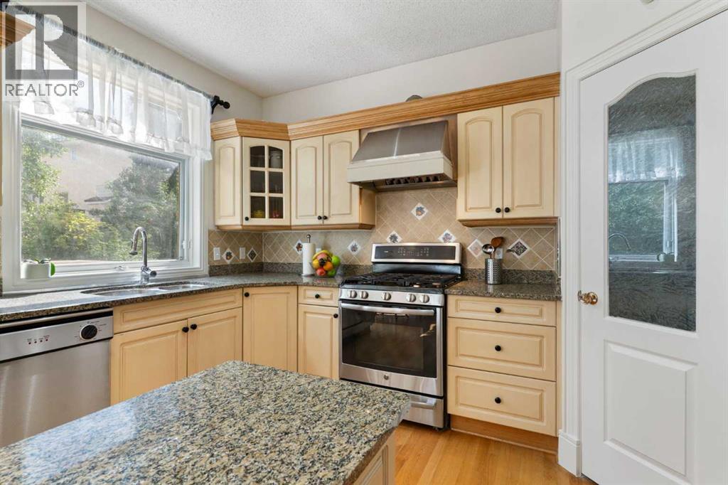 105 Hamptons Square Nw, Calgary, Alberta  T3A 5C3 - Photo 15 - A2247757