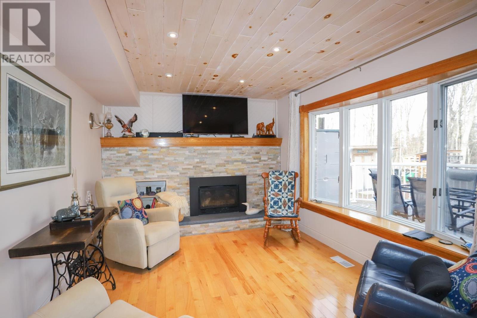 1406 Littleton St, Richards Landing, Ontario  P0R 1J0 - Photo 29 - SM253304