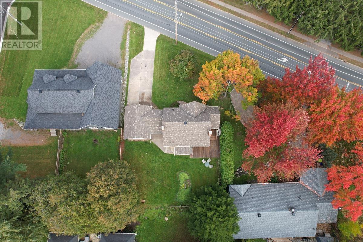 1377 Queen St, Sault Ste. Marie, Ontario  P6A 2G1 - Photo 10 - SM253322