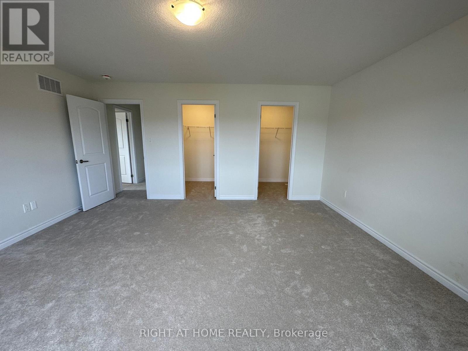 Upper - 3 Bee Crescent, Brantford, Ontario  N3T 0V7 - Photo 25 - X12411087