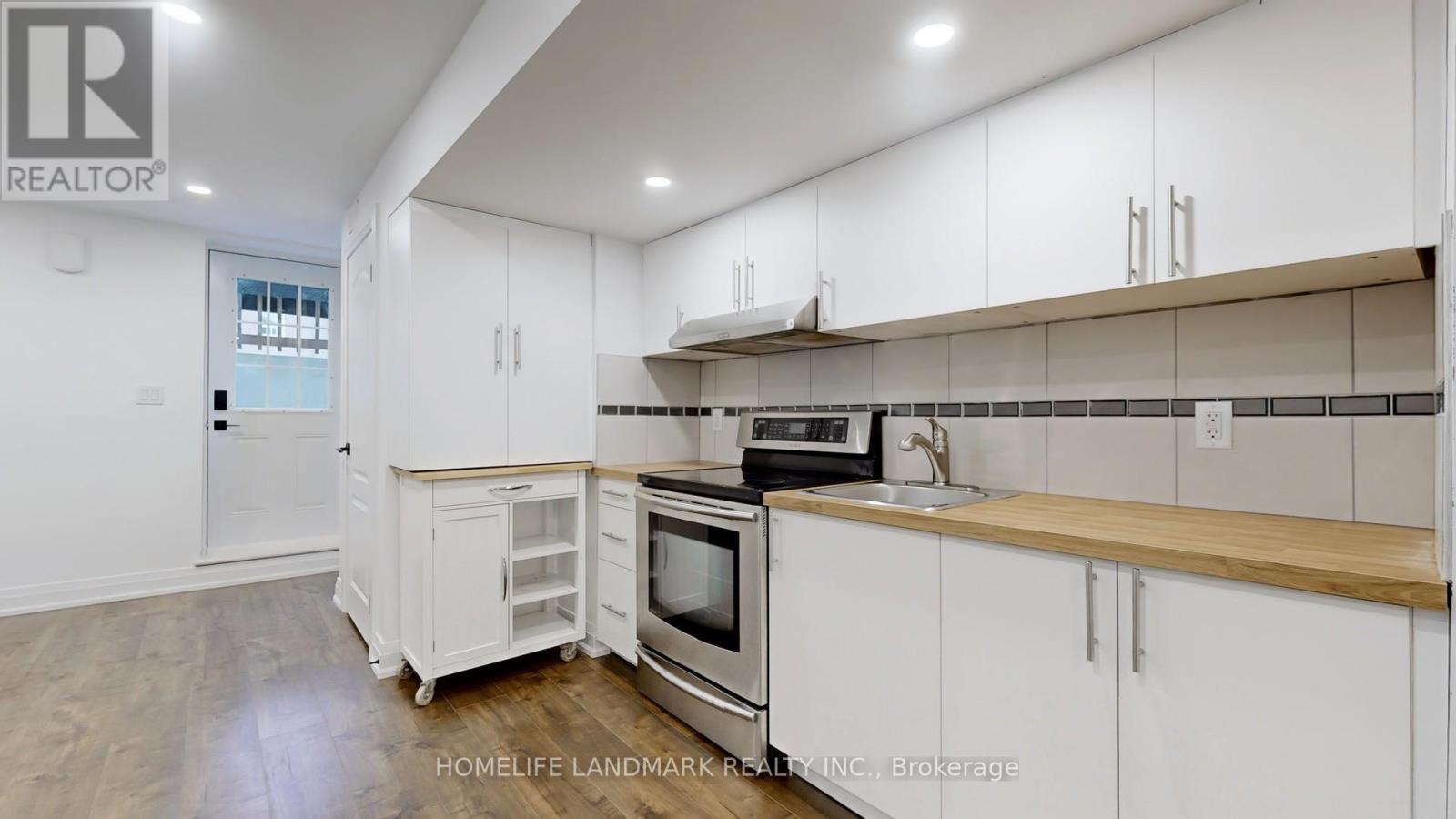 Unit 2 - 1661 Mount Albert Road, East Gwillimbury, Ontario  L0G 1V0 - Photo 4 - N12569912