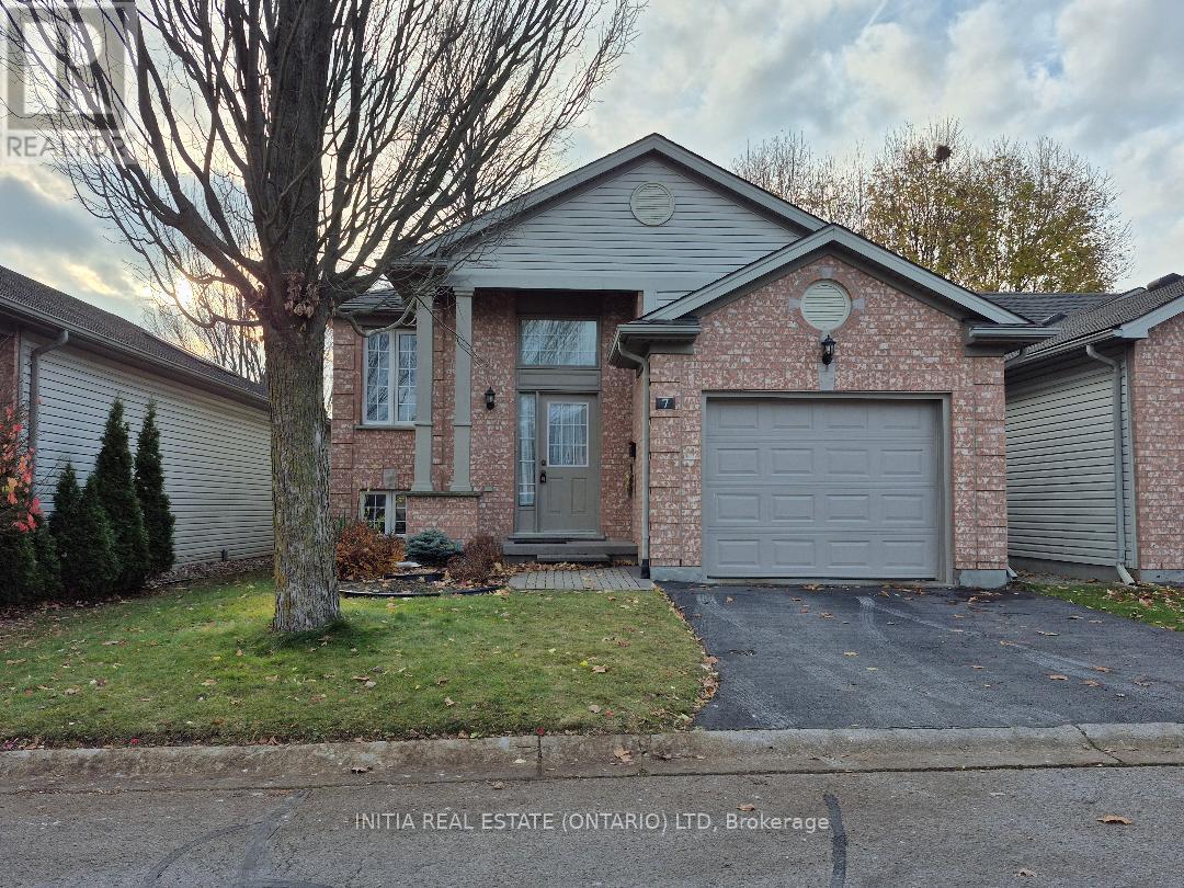 7 - 145 NORTH CENTRE ROAD, London North, Ontario