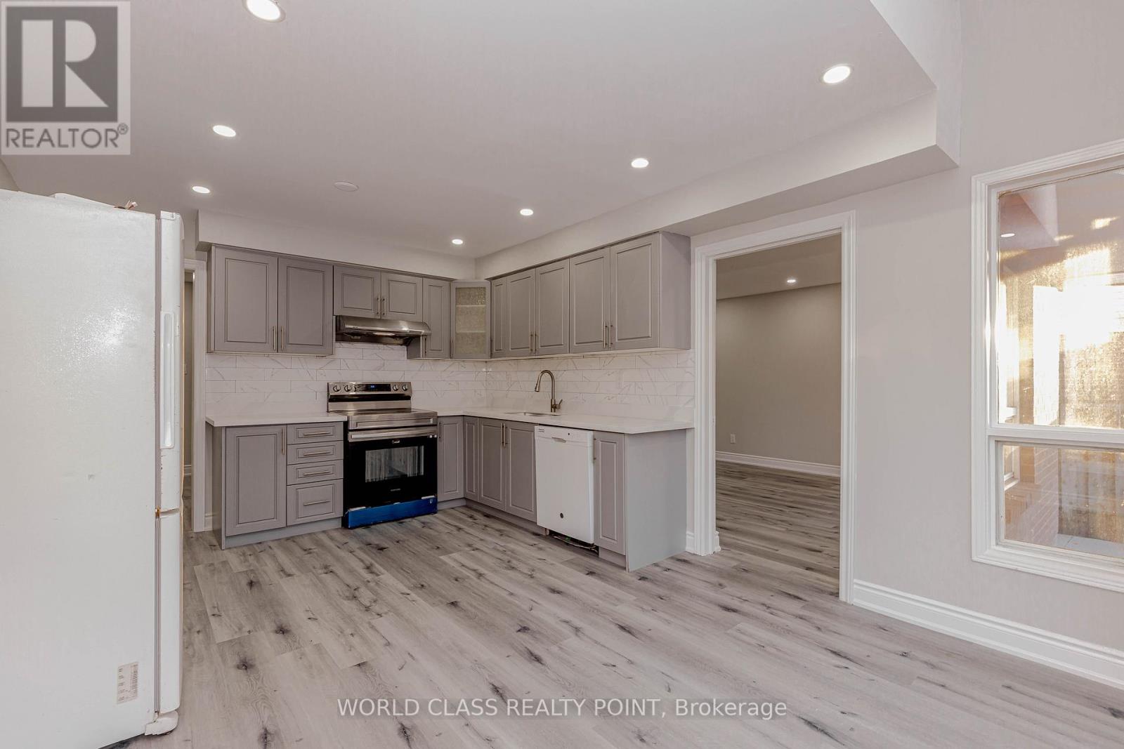 76 Moffatt Avenue, Brampton, Ontario  L6Y 2P3 - Photo 10 - W12569920