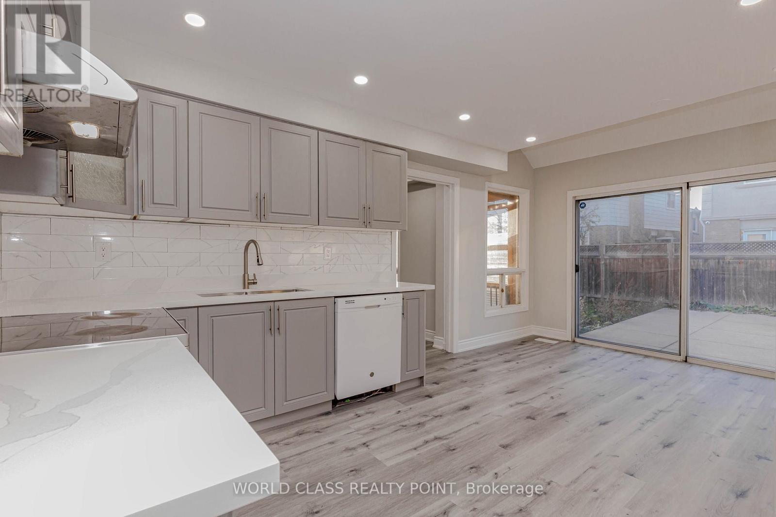 76 Moffatt Avenue, Brampton, Ontario  L6Y 2P3 - Photo 14 - W12569920