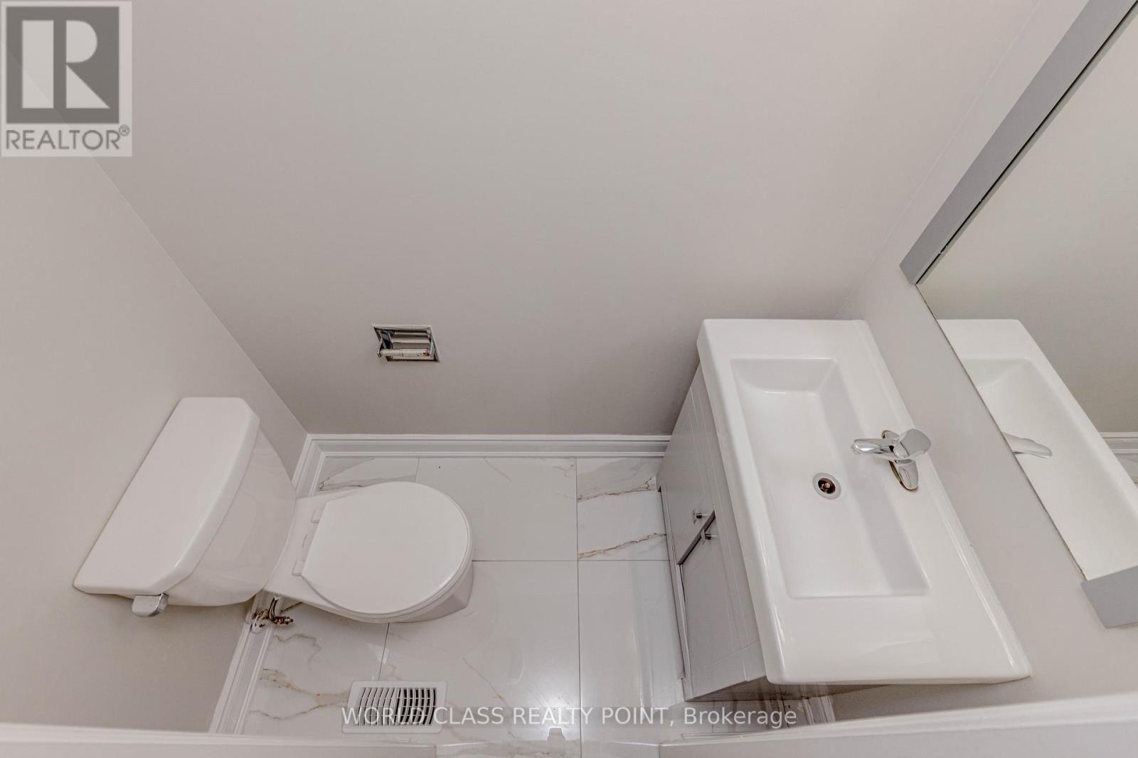 76 Moffatt Avenue, Brampton, Ontario  L6Y 2P3 - Photo 17 - W12569920