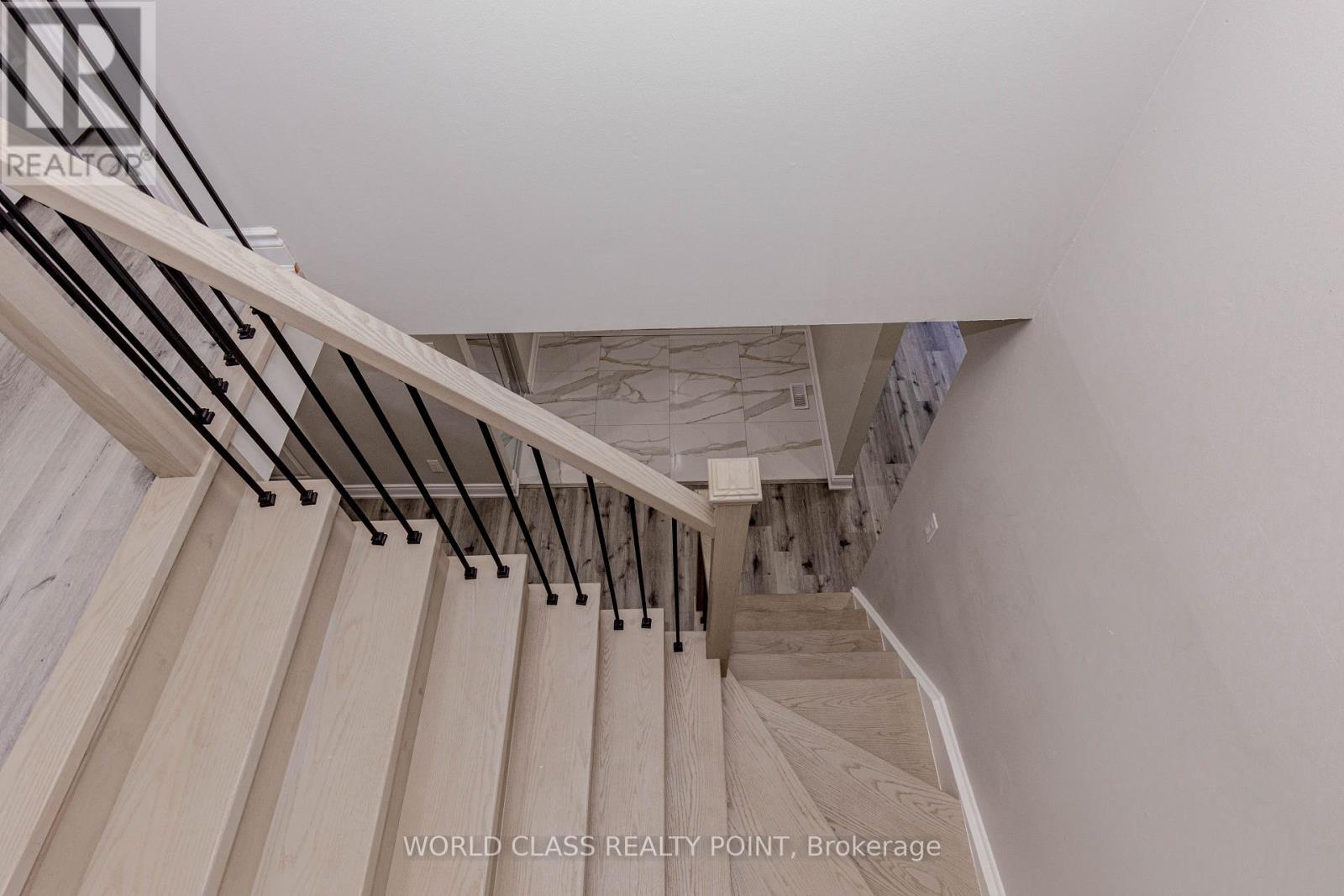 76 Moffatt Avenue, Brampton, Ontario  L6Y 2P3 - Photo 19 - W12569920