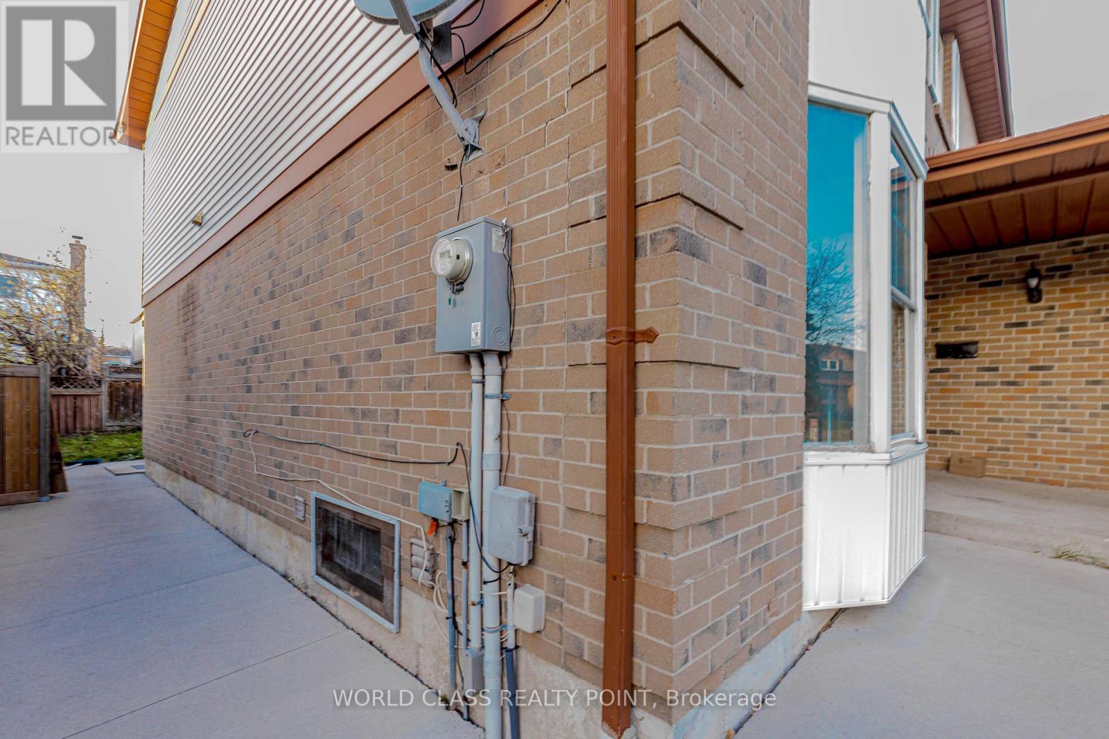 76 Moffatt Avenue, Brampton, Ontario  L6Y 2P3 - Photo 28 - W12569920