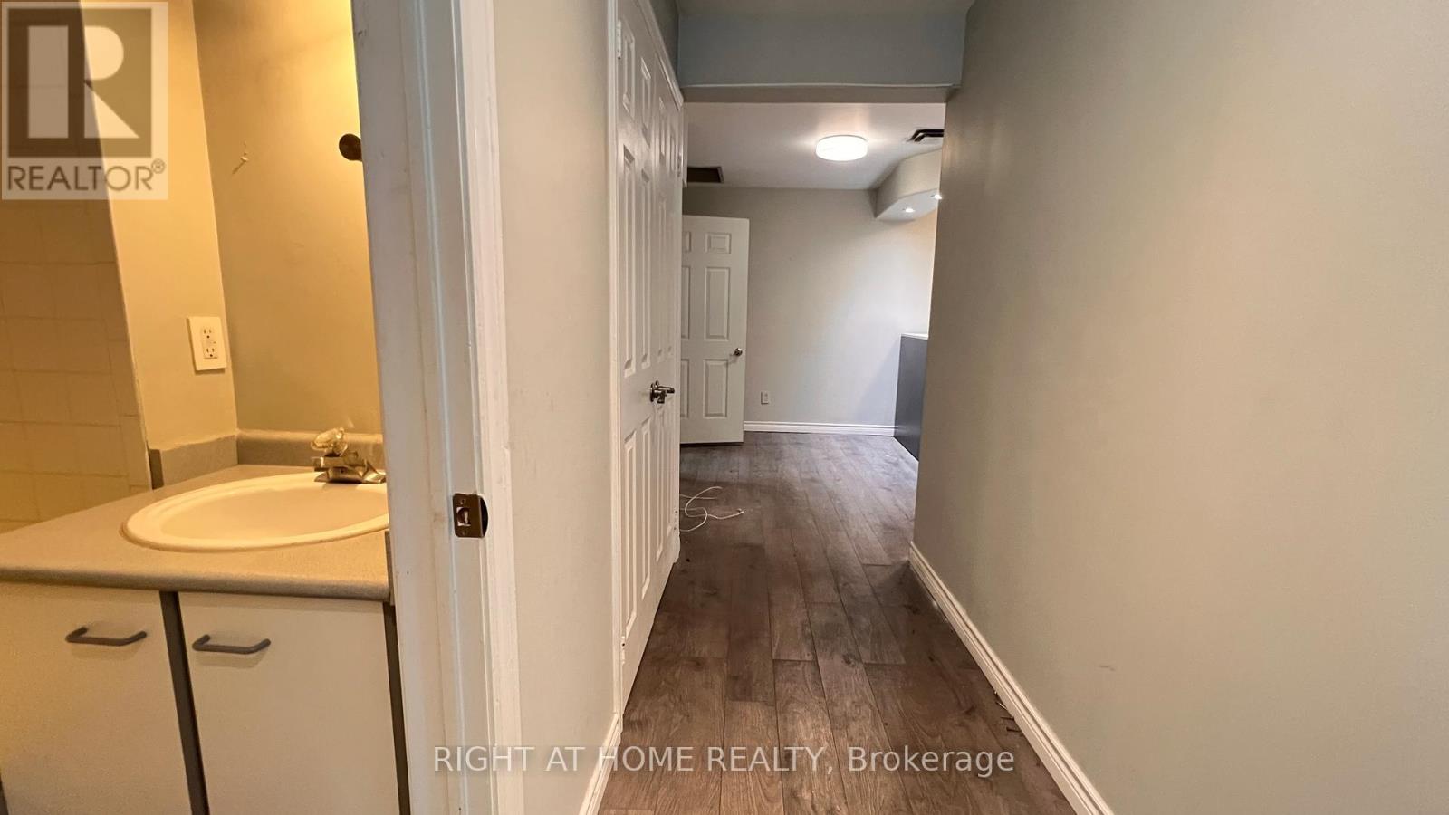 2nd B - 6024 Yonge Street, Toronto, Ontario  M2M 3W5 - Photo 20 - C12448247