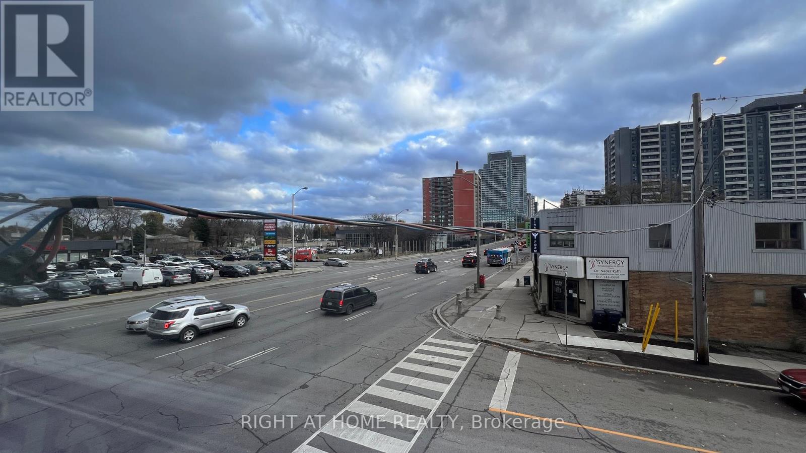 2nd B - 6024 Yonge Street, Toronto, Ontario  M2M 3W5 - Photo 24 - C12448247