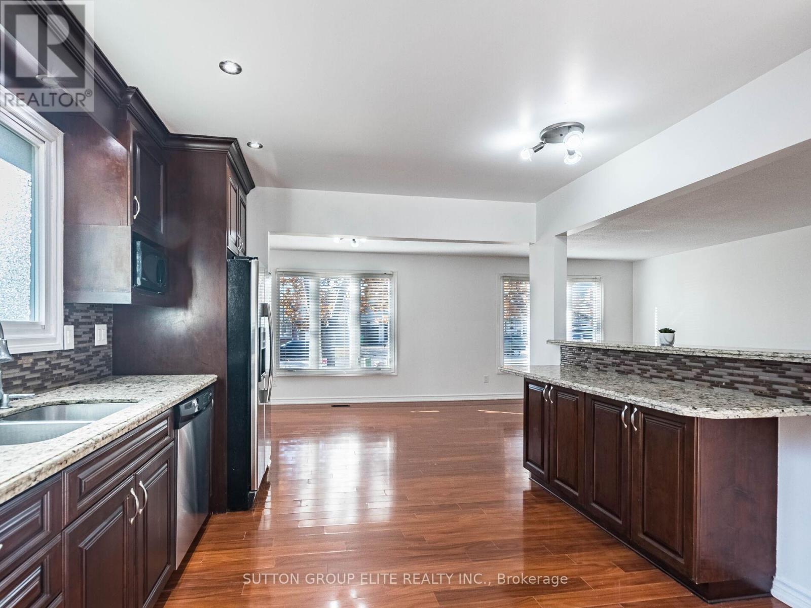 19 Glenforest Road, Brampton, Ontario  L6S 1L8 - Photo 25 - W12565398