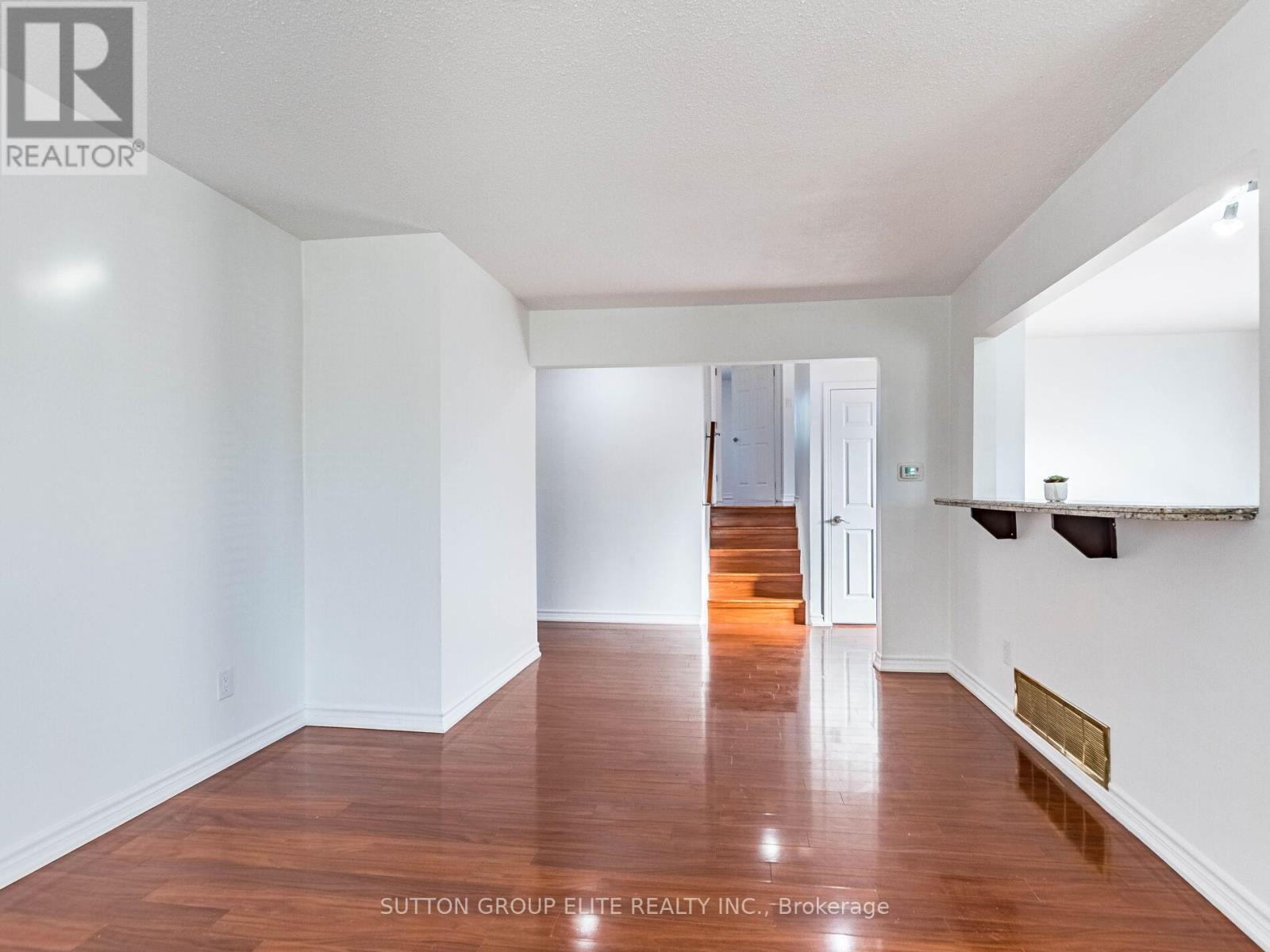 19 Glenforest Road, Brampton, Ontario  L6S 1L8 - Photo 15 - W12565398