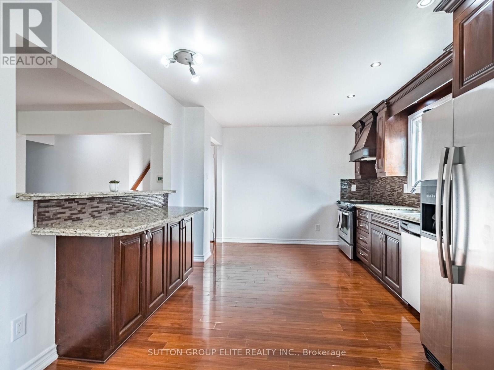 19 Glenforest Road, Brampton, Ontario  L6S 1L8 - Photo 22 - W12565398