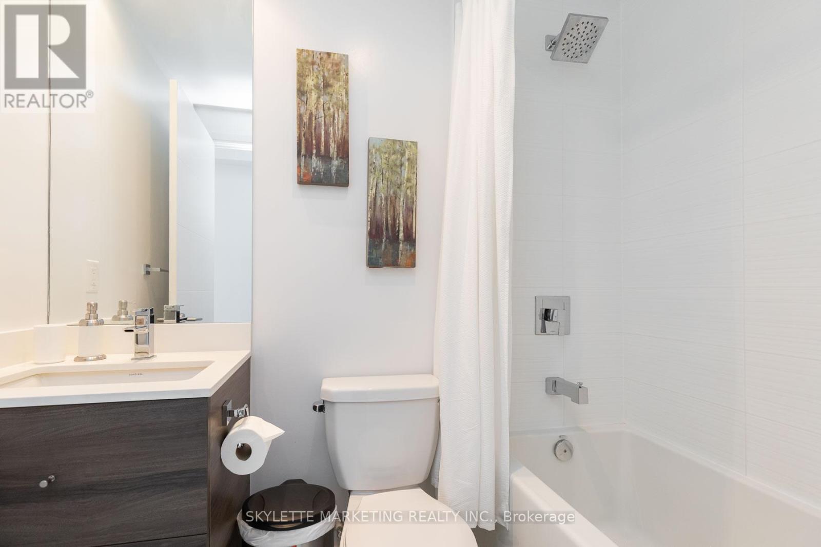 1822 - 525 Adelaide Street W, Toronto, Ontario  M5V 0N7 - Photo 10 - C12569938