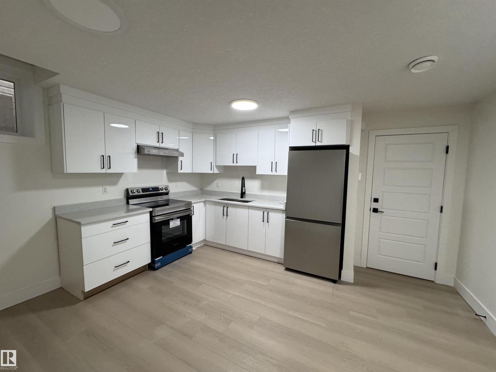 7938 91 Av Nw, Edmonton, Alberta  T6C 1R1 - Photo 16 - E4461955