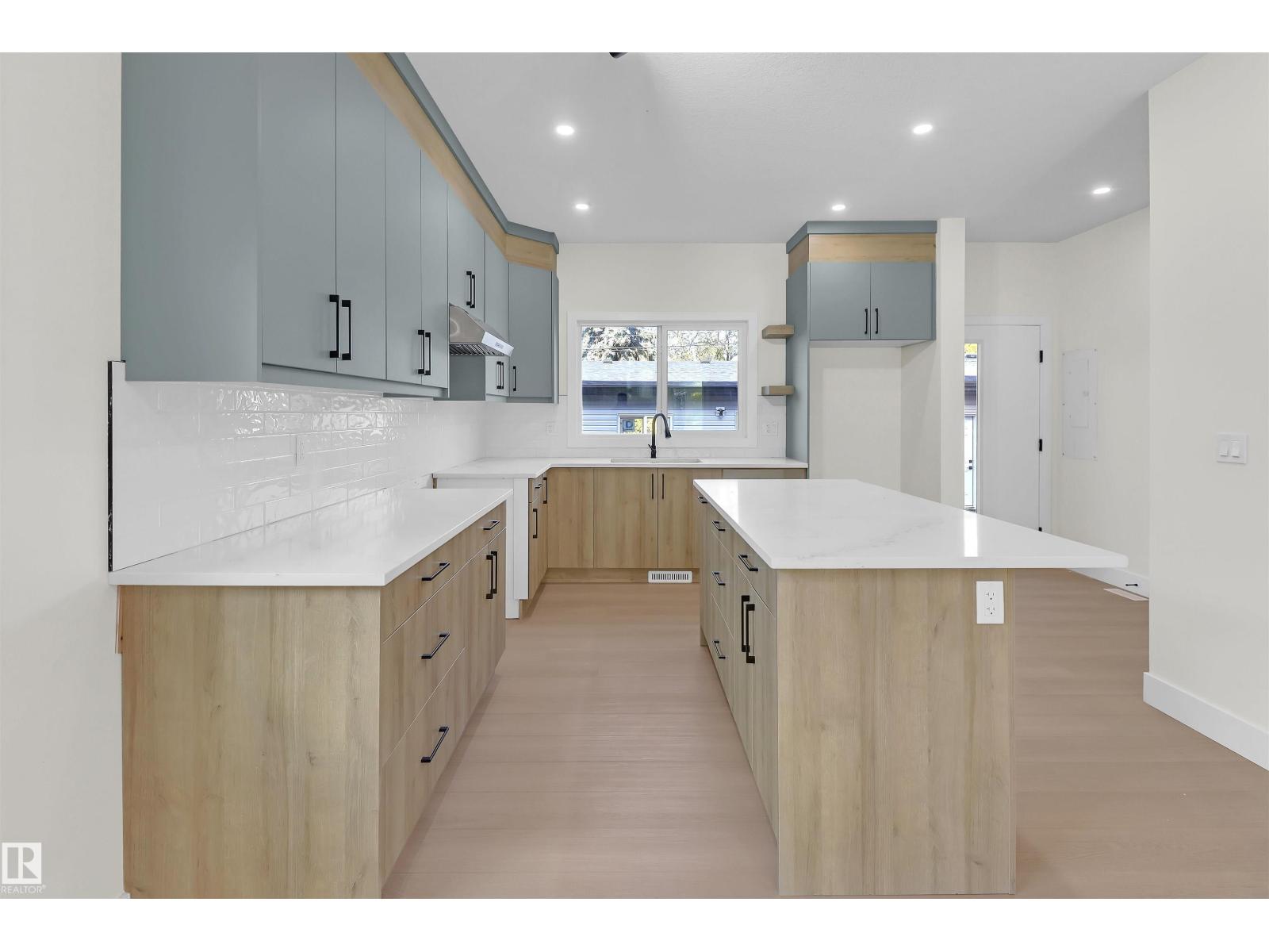 7938 91 Av Nw, Edmonton, Alberta  T6C 1R1 - Photo 5 - E4461955