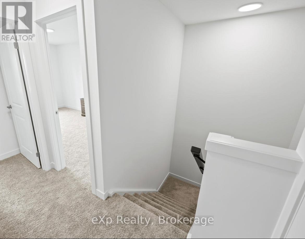 118 - 824 Woolwich Street, Guelph (Riverside Park), Ontario  N1H 6J2 - Photo 3 - X12569948