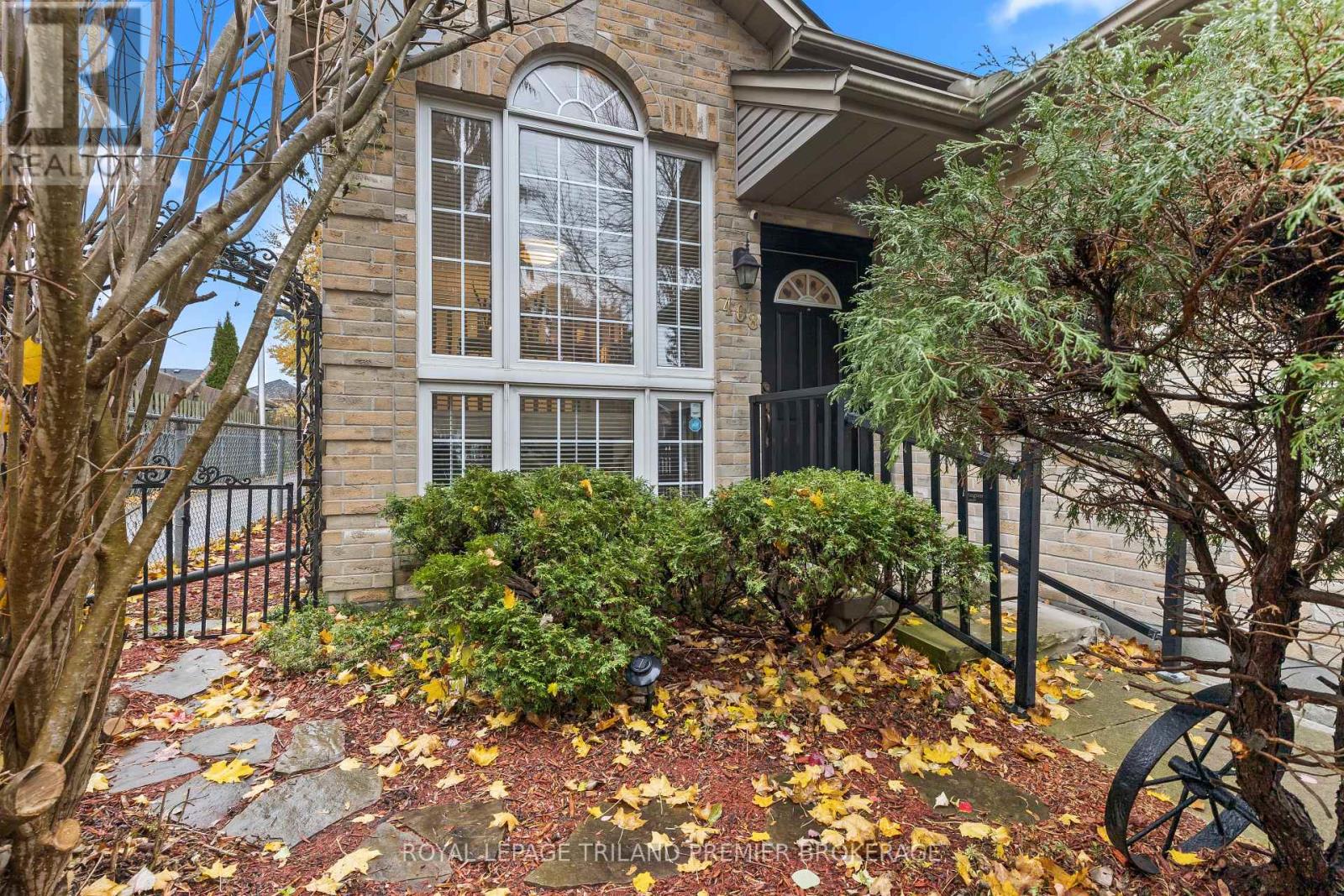 408 Brookhaven Place, London East, Ontario  N5Y 5N5 - Photo 1 - X12569960