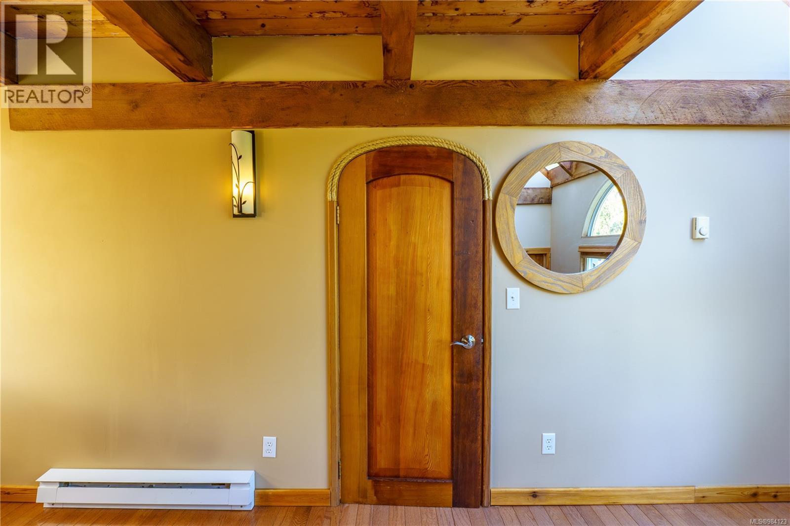 316 Leighton Way, Tofino, British Columbia  V0R 2Z0 - Photo 30 - 984123