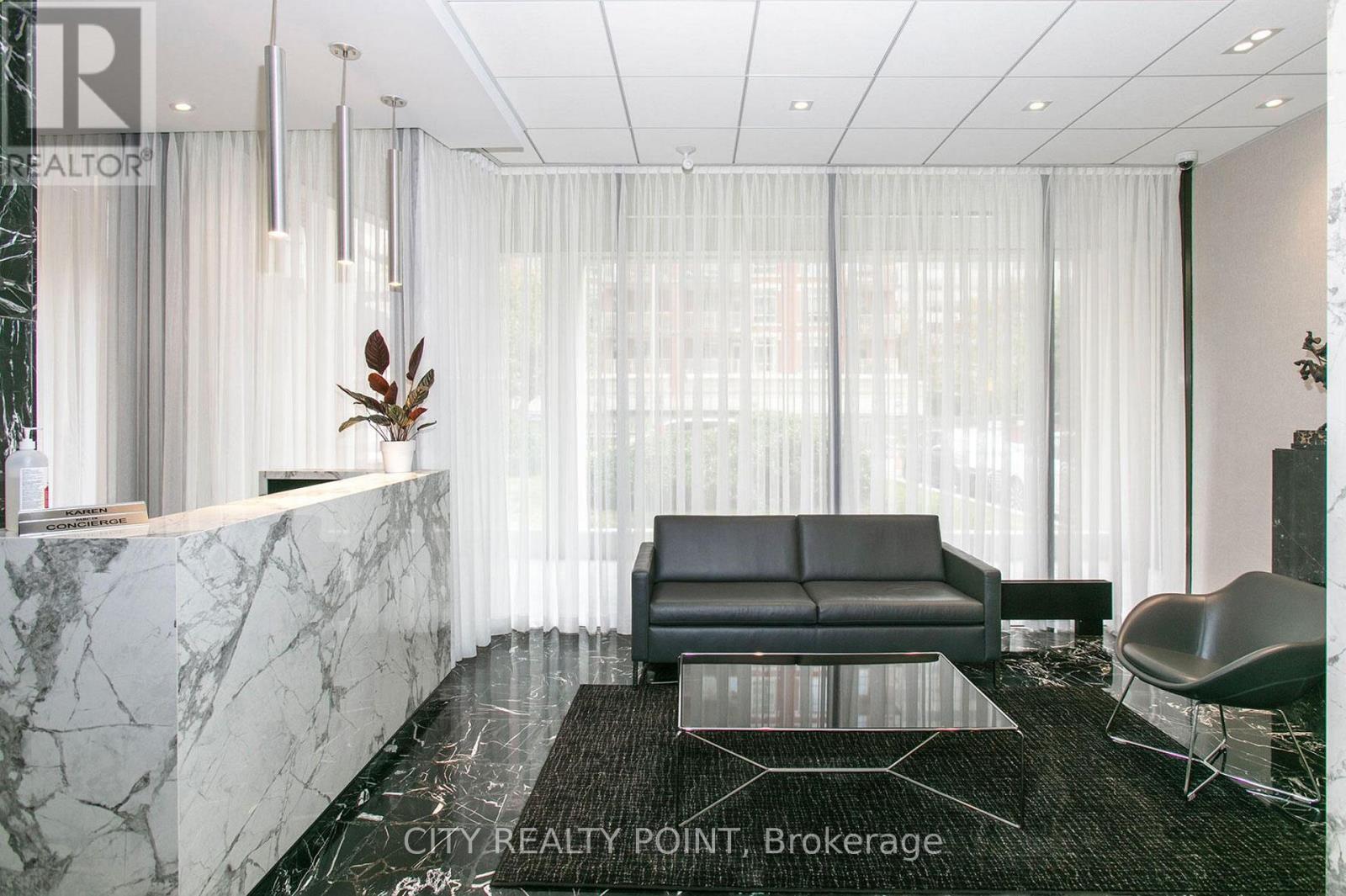 303 - 9 Deer Park Crescent, Toronto, Ontario  M4V 2C4 - Photo 20 - C12569952