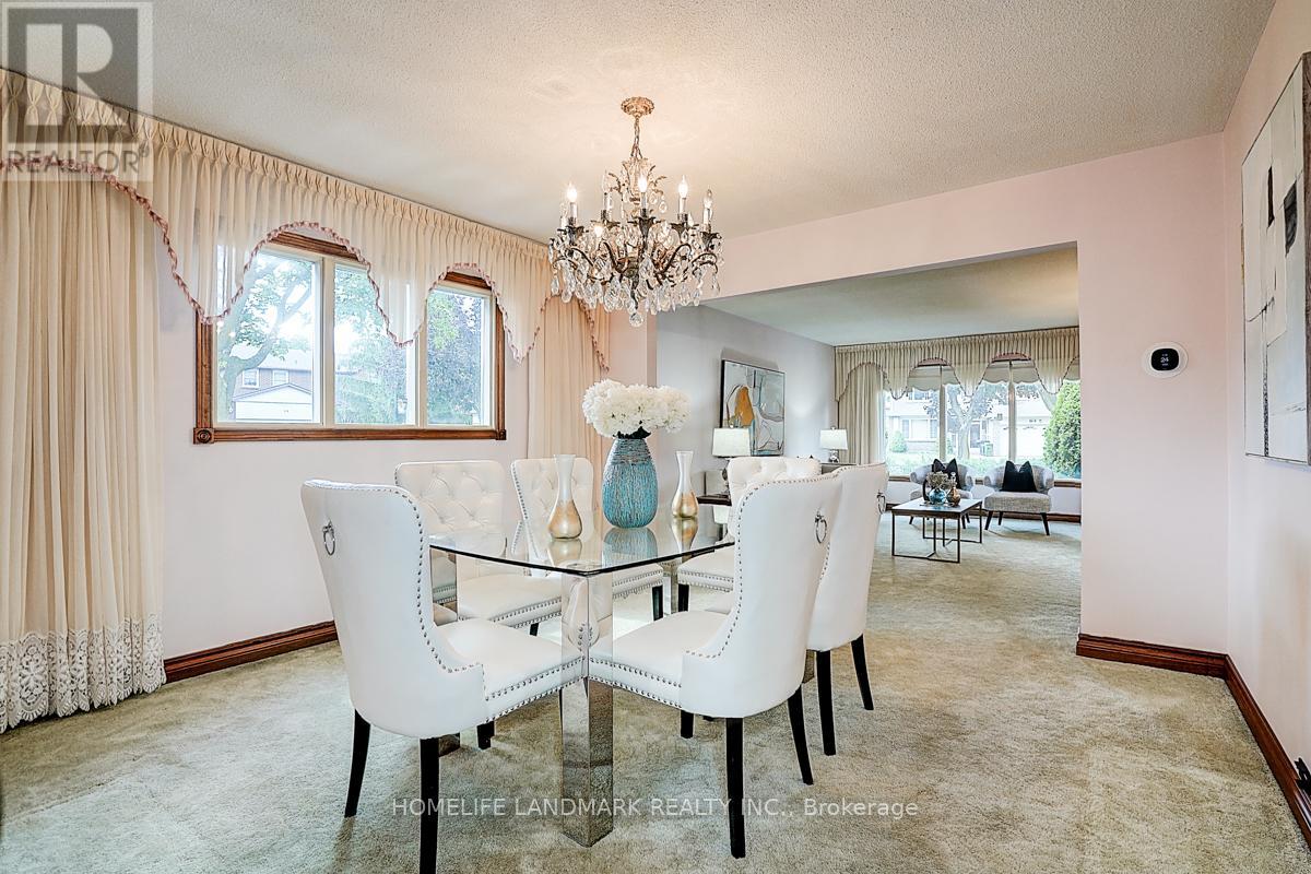 61 Ellenhall Square, Toronto, Ontario  M1W 3B1 - Photo 10 - E12569962