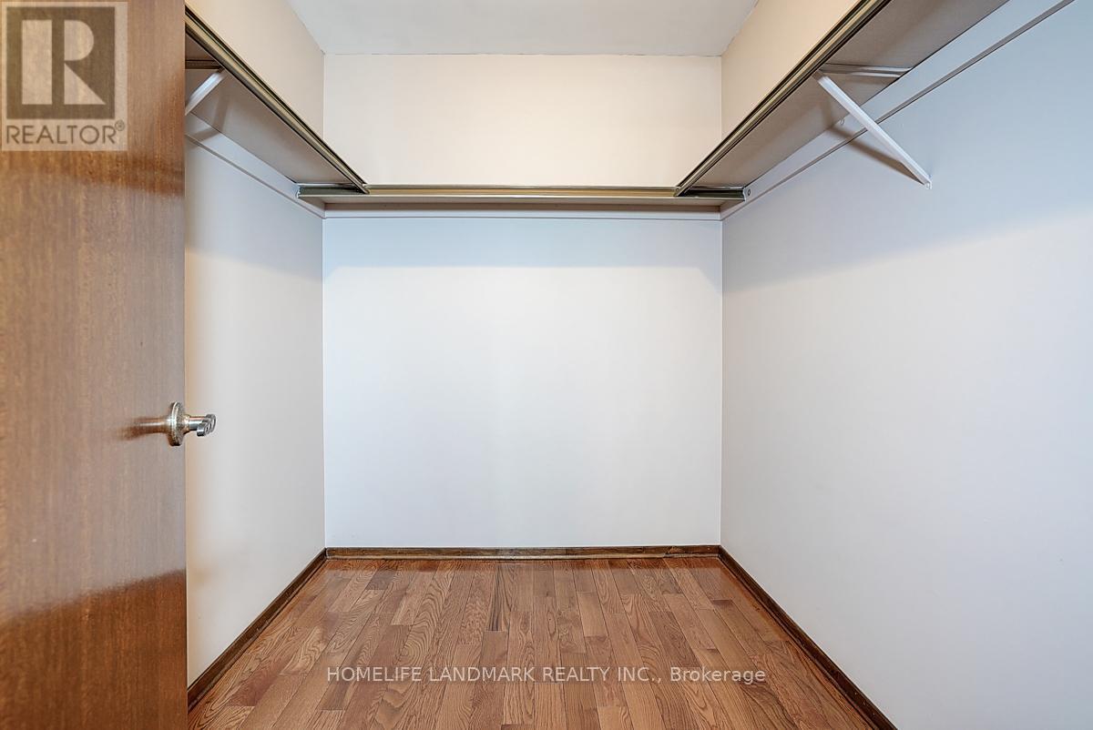 61 Ellenhall Square, Toronto, Ontario  M1W 3B1 - Photo 22 - E12569962