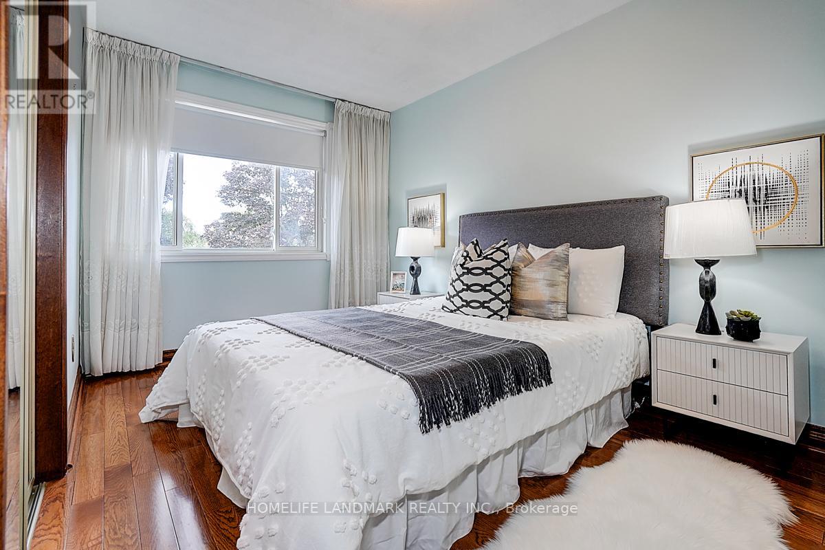 61 Ellenhall Square, Toronto, Ontario  M1W 3B1 - Photo 27 - E12569962