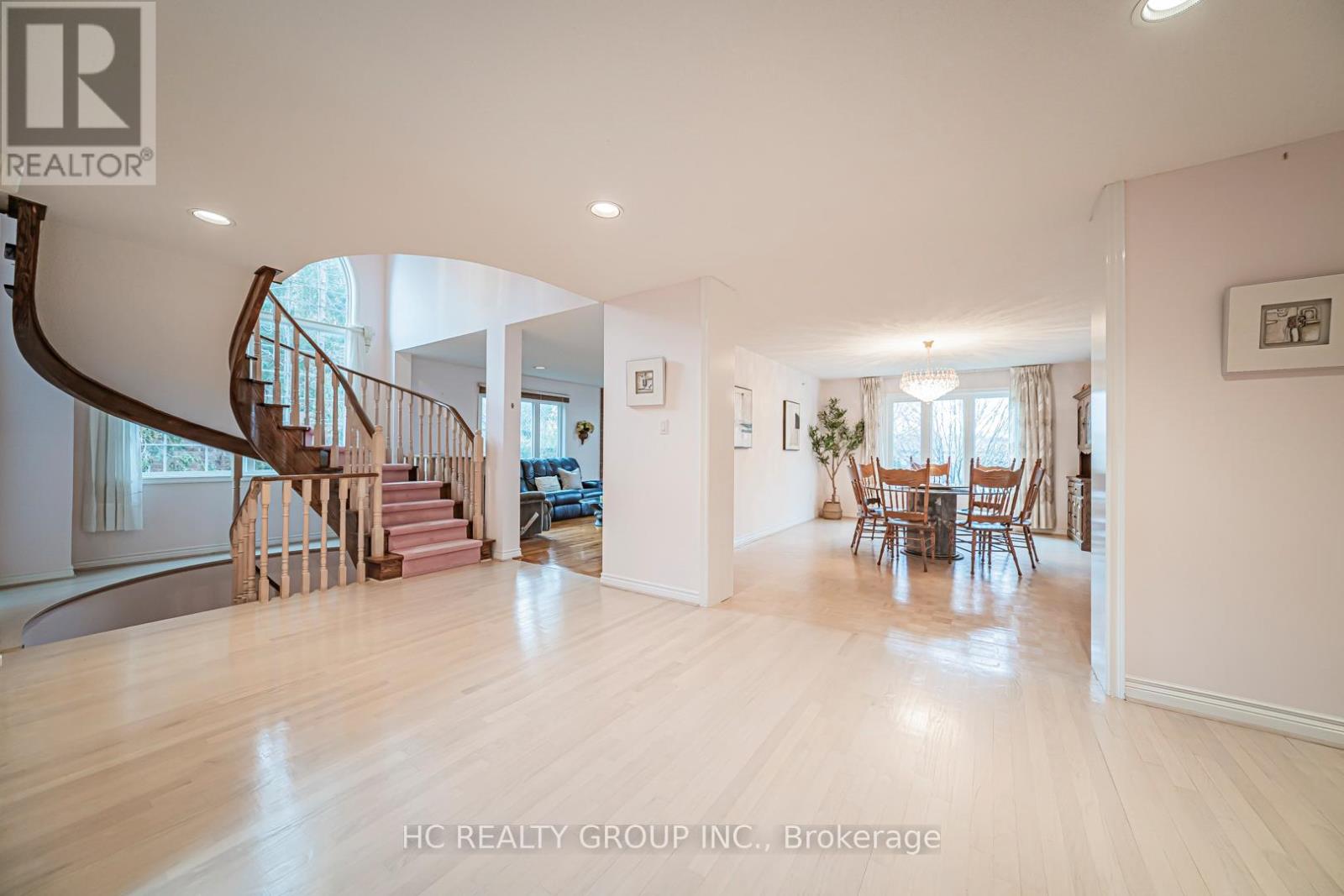 10 Westpoint Court, Richmond Hill, Ontario  L4B 2V6 - Photo 10 - N12569954