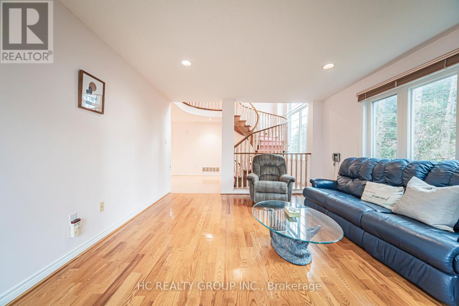 10 Westpoint Court, Richmond Hill, Ontario  L4B 2V6 - Photo 14 - N12569954