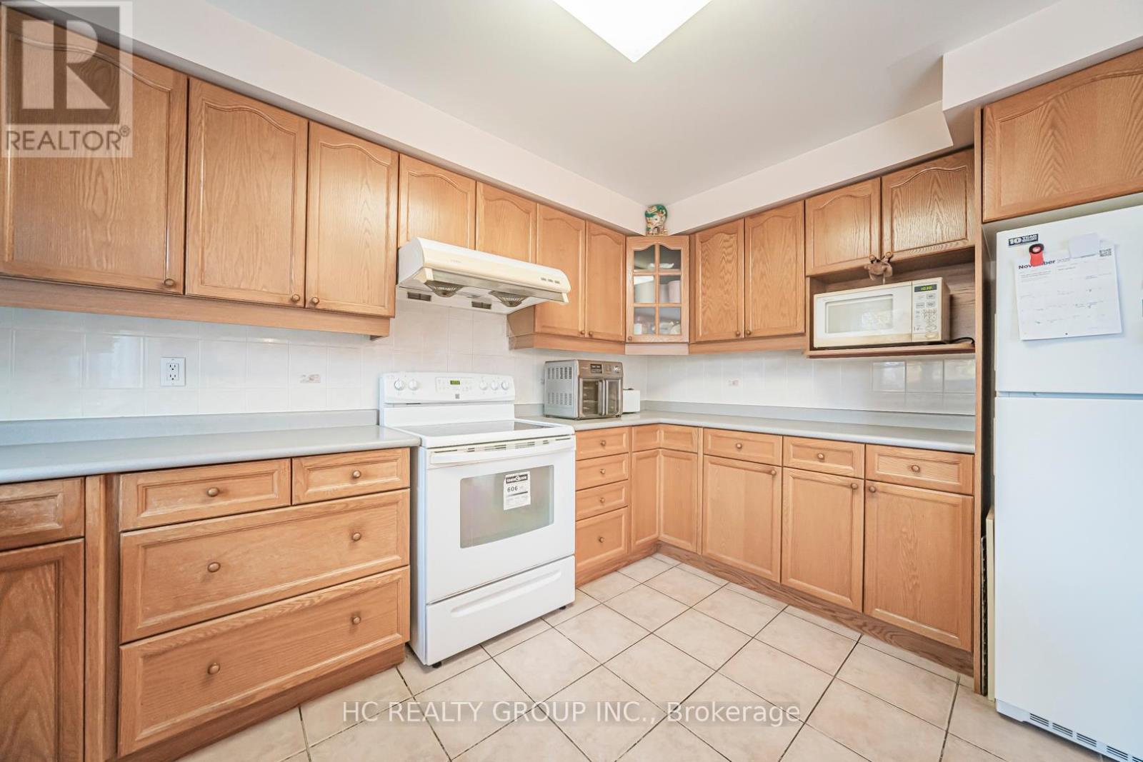 10 Westpoint Court, Richmond Hill, Ontario  L4B 2V6 - Photo 23 - N12569954