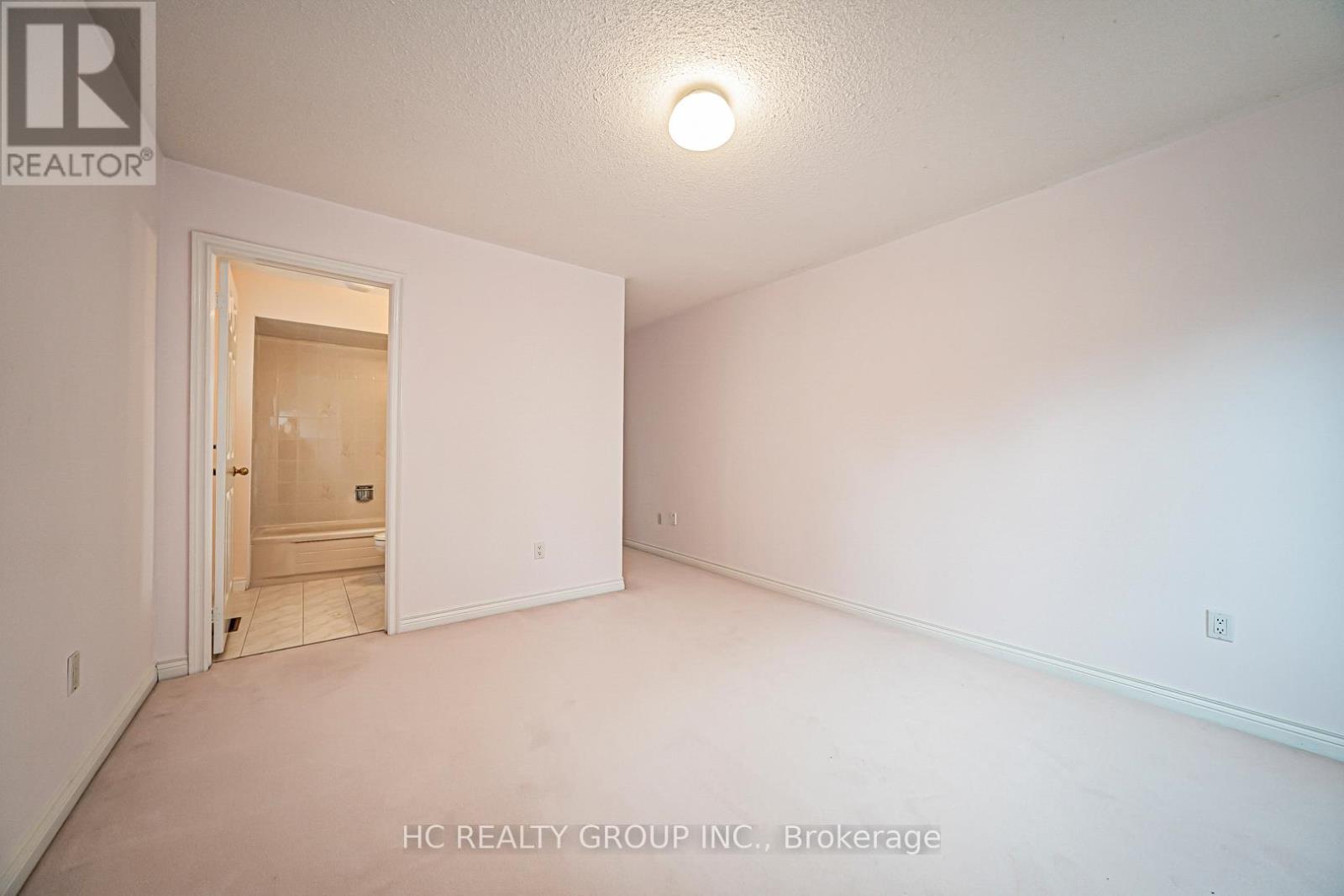 10 Westpoint Court, Richmond Hill, Ontario  L4B 2V6 - Photo 33 - N12569954