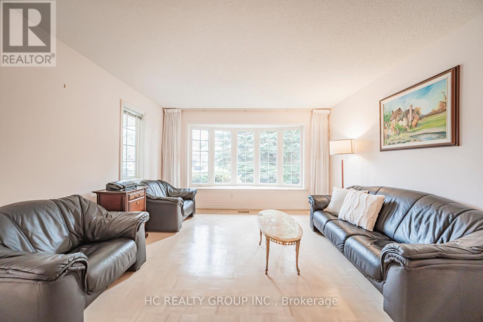 10 Westpoint Court, Richmond Hill, Ontario  L4B 2V6 - Photo 4 - N12569954