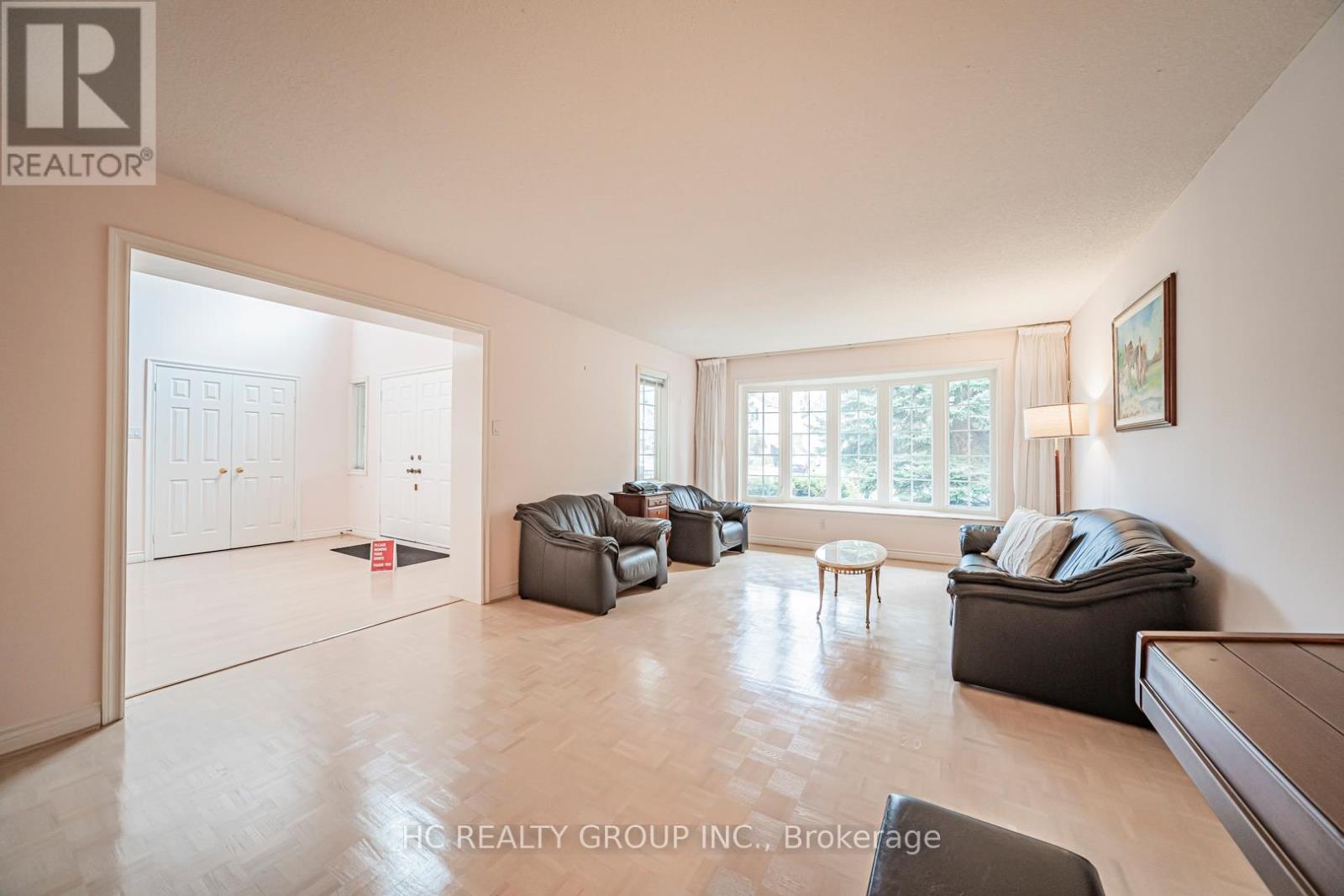10 Westpoint Court, Richmond Hill, Ontario  L4B 2V6 - Photo 6 - N12569954