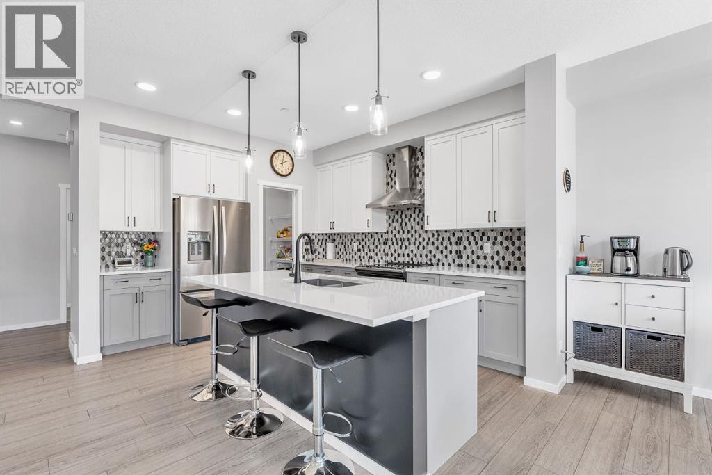 98 Lucas Crescent Nw, Calgary, Alberta  T3P 1M6 - Photo 8 - A2262302