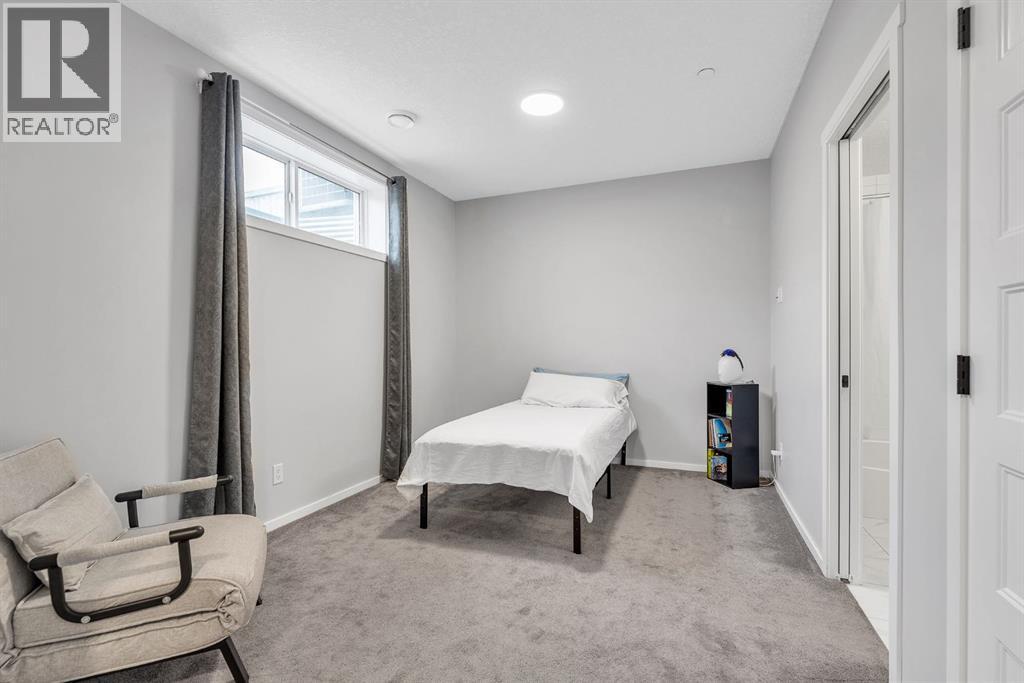 98 Lucas Crescent Nw, Calgary, Alberta  T3P 1M6 - Photo 41 - A2262302