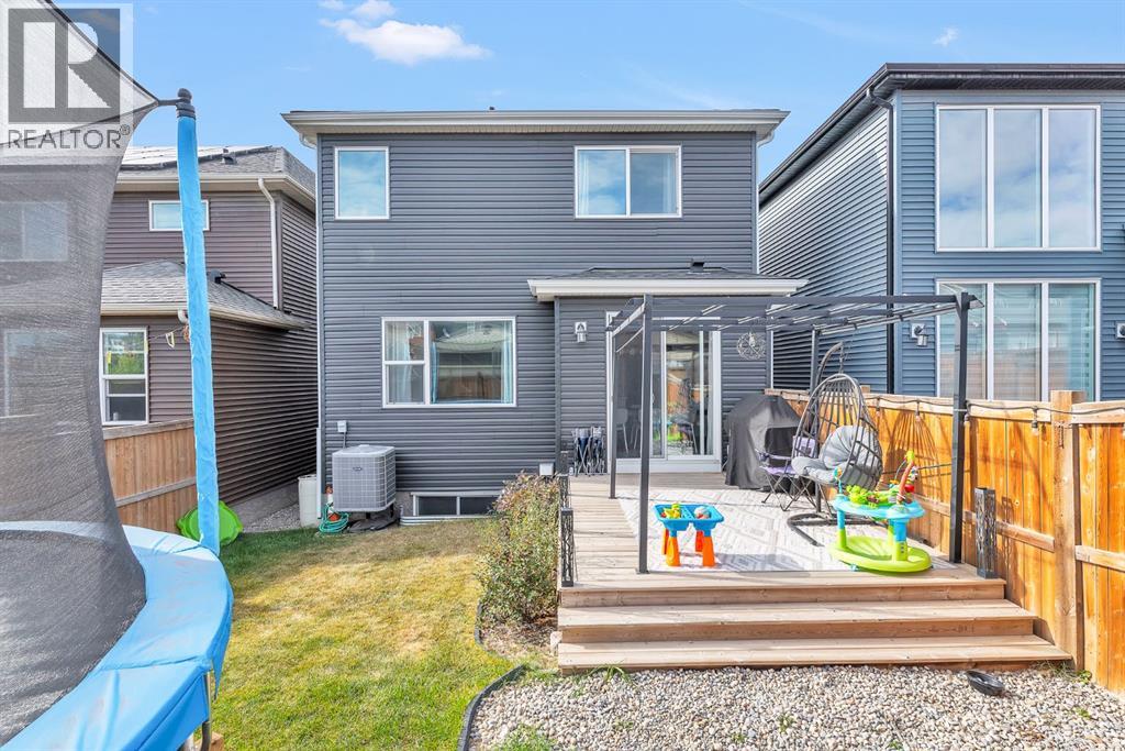 98 Lucas Crescent Nw, Calgary, Alberta  T3P 1M6 - Photo 45 - A2262302