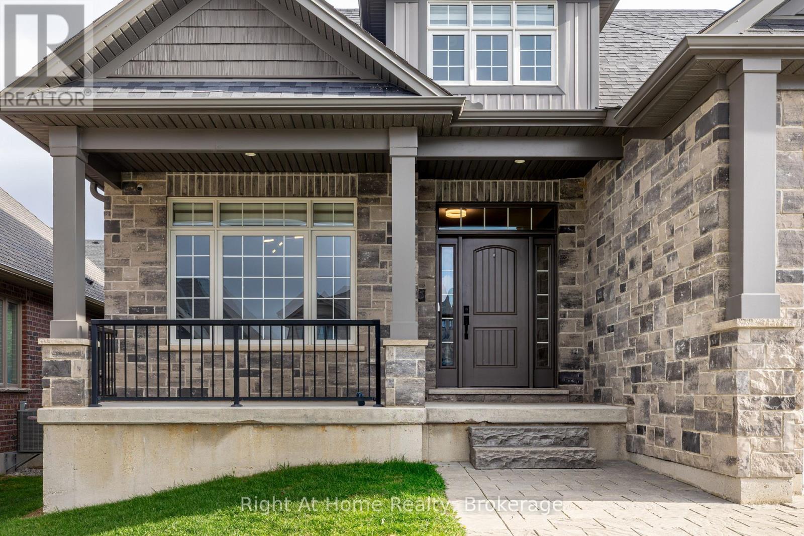 1038 Trailsway Avenue, London South, Ontario  N6K 0J2 - Photo 11 - X12569974