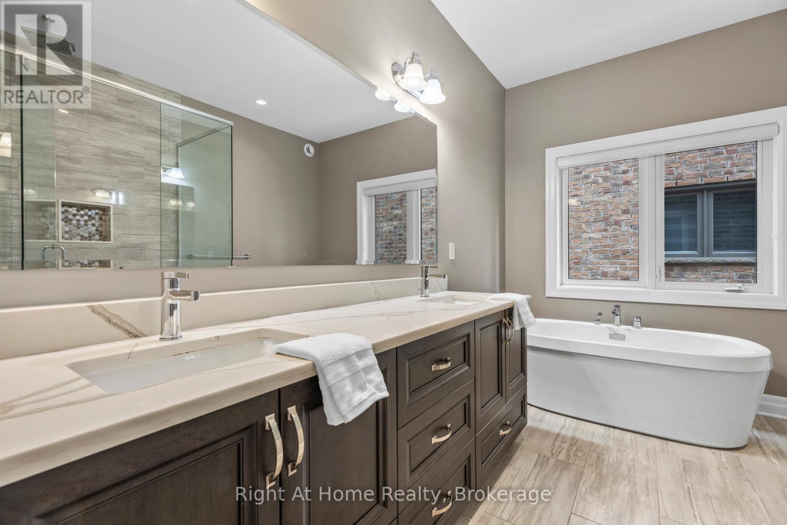 1038 Trailsway Avenue, London South, Ontario  N6K 0J2 - Photo 22 - X12569974