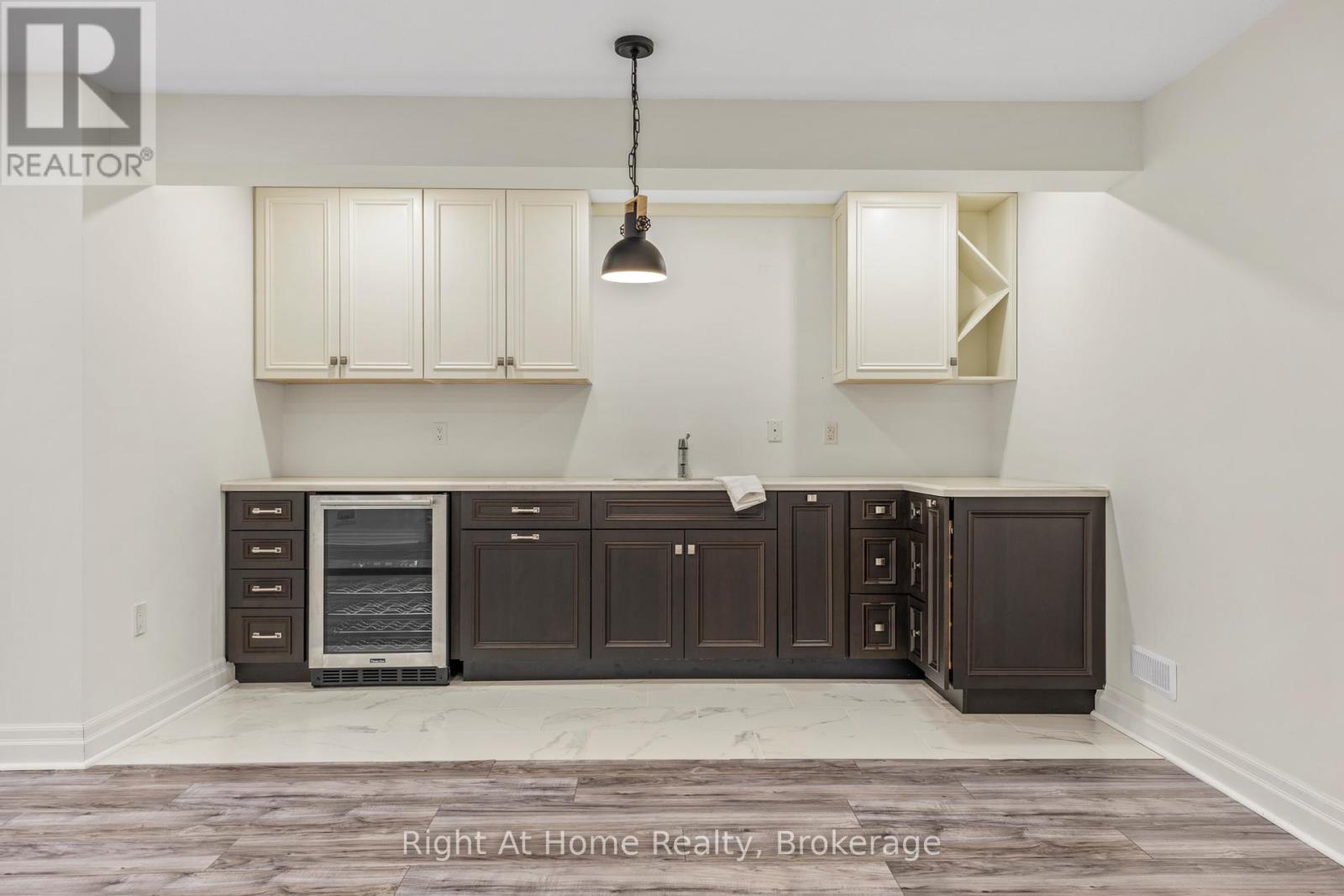 1038 Trailsway Avenue, London South, Ontario  N6K 0J2 - Photo 38 - X12569974