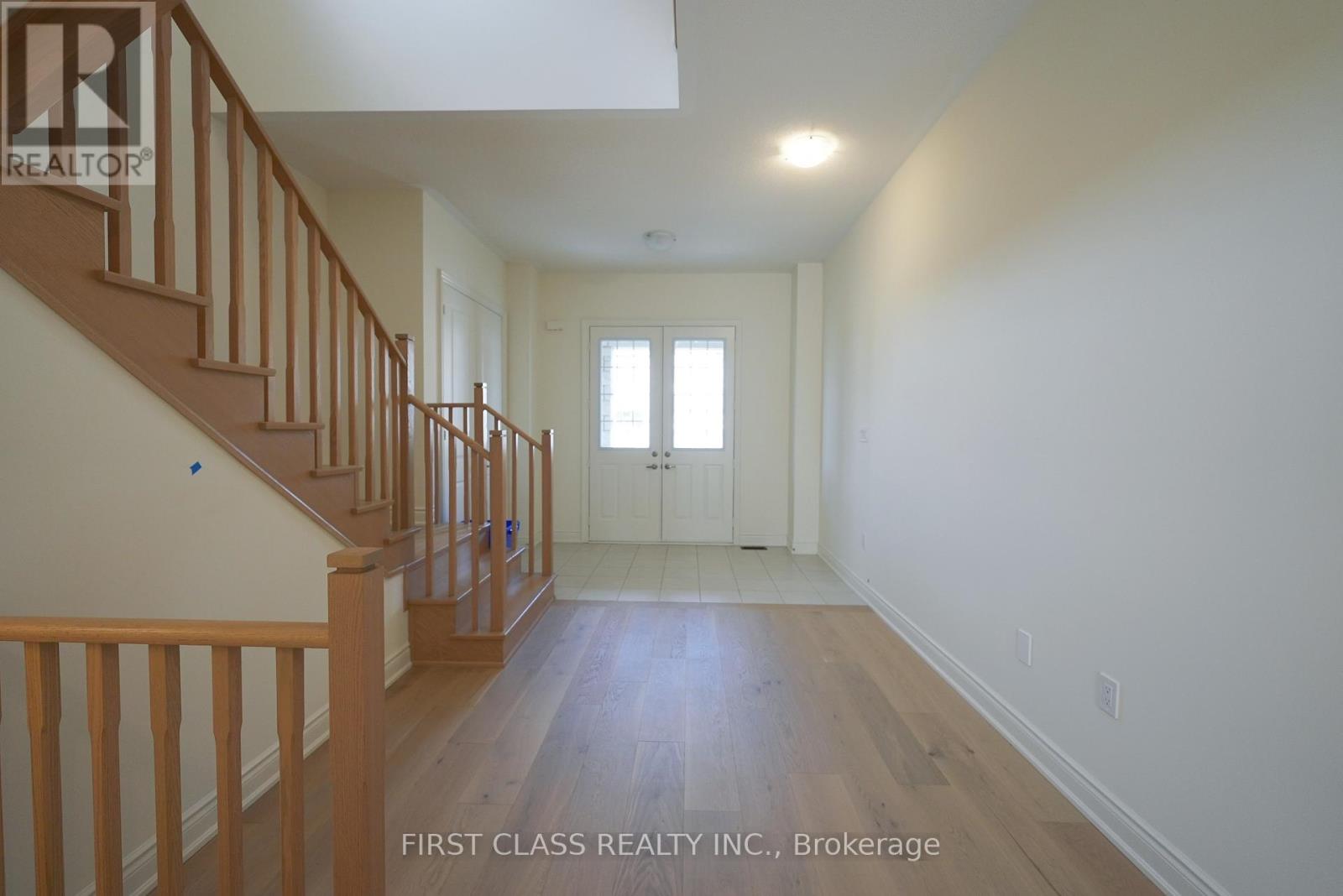 72 Boccella Crescent, Richmond Hill, Ontario  L4B 0H9 - Photo 5 - N12569014